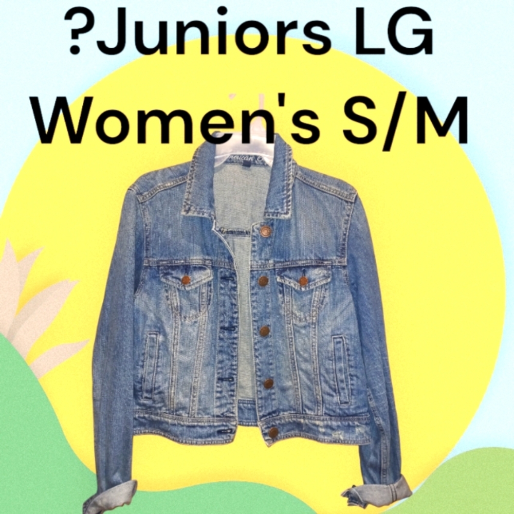 American Eagle Denim Cropped Jacket EUC( See pics for size)